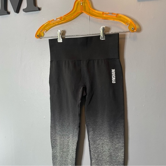 GymShark women’s Black and Gray Ombre Compression Leggings size small - Picture 2 of 8